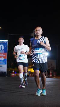 BIB: 42200, 44503
                            <button type="button" onclick="openModal(23089848)" class="btn btn-primary btn-sm float-right btn-popup" data-toggle="modal" data-target=".modal-high-quality">
                        <i class="fas fa-shopping-cart"></i> Add to Cart
                    </button>
                                            <button type="button" onclick="isThisMe(23089848, true)" class="btn btn-success btn-sm float-right btn-popup btn-isme hidden" data-toggle="tooltip" data-placement="bottom" title="นี่คือรูปของคุณใช่ไหม คลิกที่นี่เพื่อเอาเข้าอัลบั้ม">
                        <i class="fas fa-plus"></i> Add to album
                    </button>
                    <button type="button" onclick="isThisMe(23089848, false)" class="btn btn-warning btn-sm float-right btn-popup btn-isnotme hidden">
                        <i class="fas fa-ban"></i> Remove from album
                    </button>